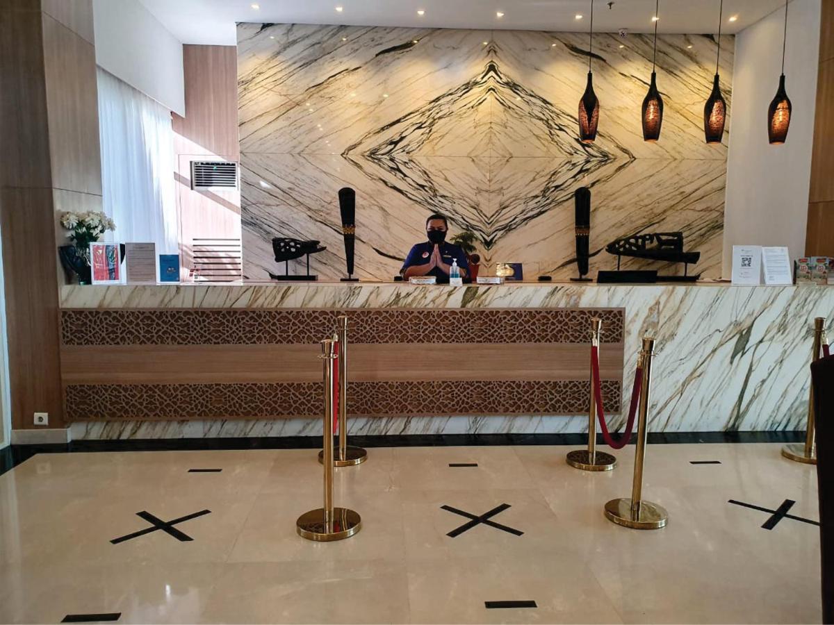 Swiss-Belhotel Papua Jayapura Dış mekan fotoğraf