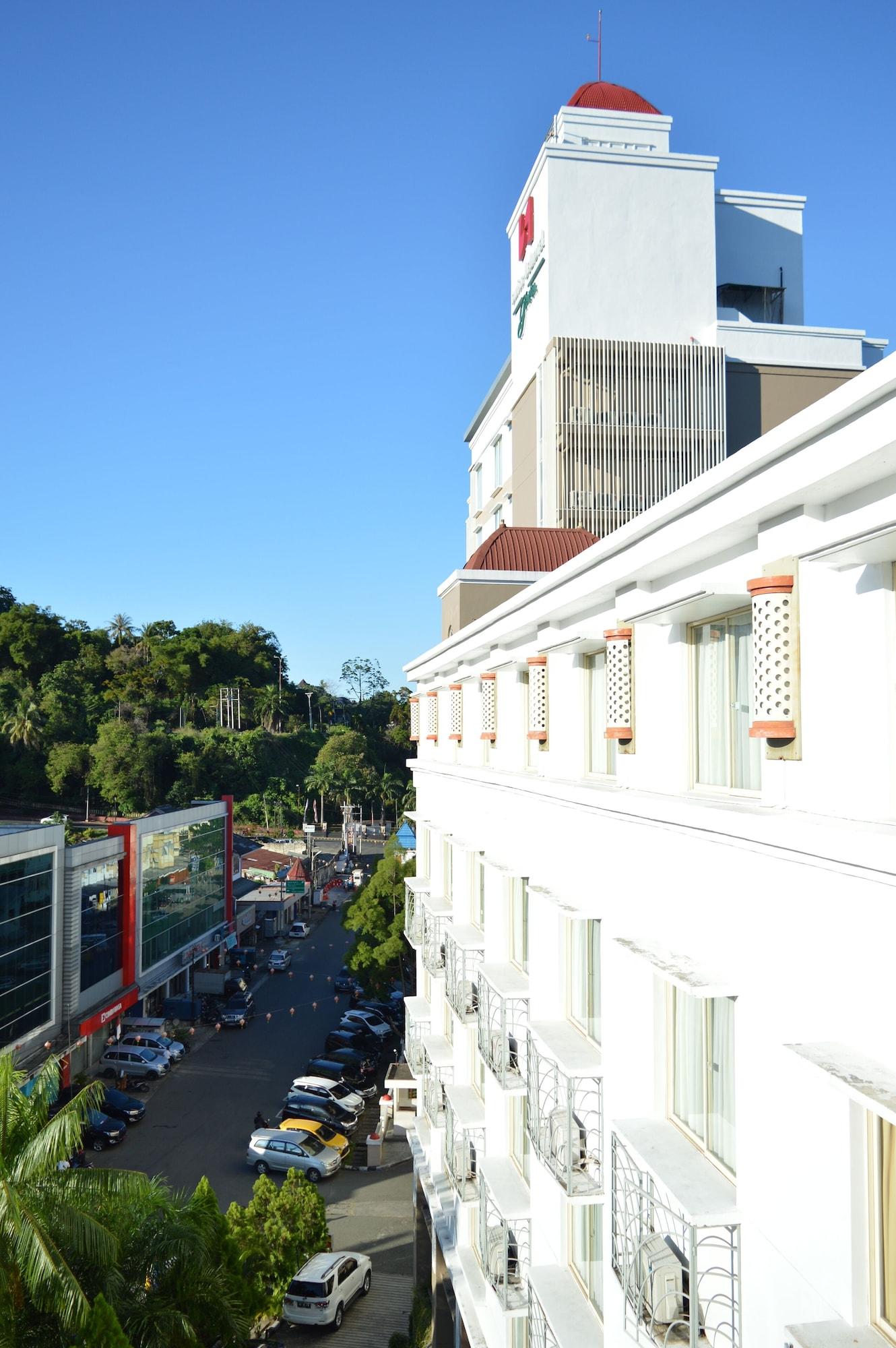 Swiss-Belhotel Papua Jayapura Dış mekan fotoğraf