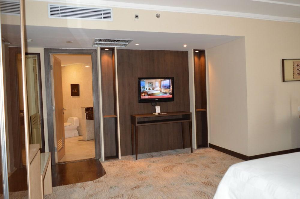 Swiss-Belhotel Papua Jayapura Dış mekan fotoğraf