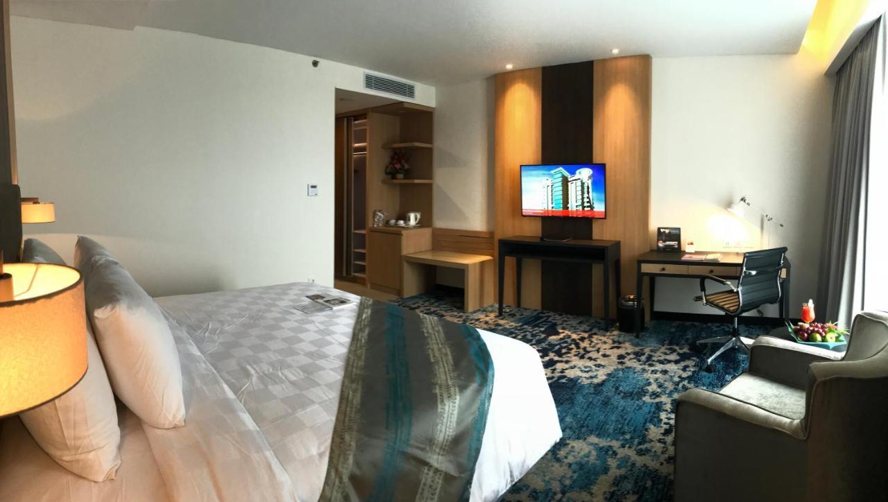 Swiss-Belhotel Papua Jayapura Dış mekan fotoğraf